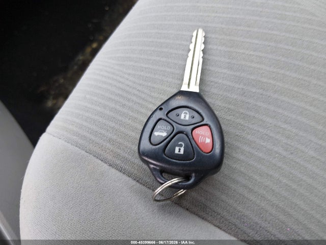 45399666 :رقم المزاد ، 2T1BU4EE8BC612173 vin ، 2011 Toyota Corolla Le مزاد بيع