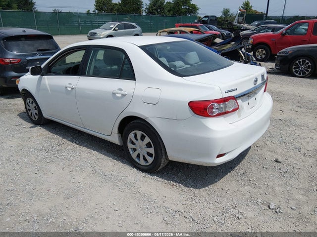 45399666 :رقم المزاد ، 2T1BU4EE8BC612173 vin ، 2011 Toyota Corolla Le مزاد بيع