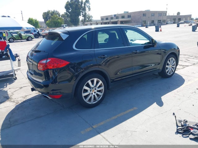 45399683 :رقم المزاد ، WP1AA2A2XELA09726 vin ، 2014 Porsche Cayenne Platinum Edition مزاد بيع