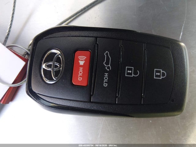 Toyota Corolla Cross Xle 2022 7MUDAABG8NV010543 Image 11
