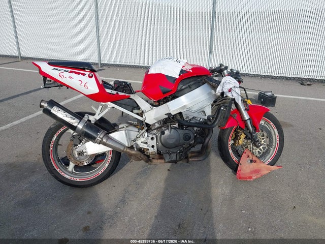 45399736 :رقم المزاد ، JH2SC44081M105811 vin ، 2001 Honda Cbr900 Rr مزاد بيع