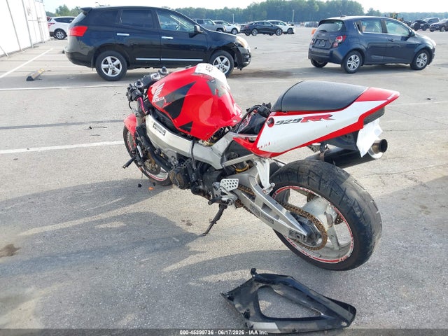45399736 :رقم المزاد ، JH2SC44081M105811 vin ، 2001 Honda Cbr900 Rr مزاد بيع