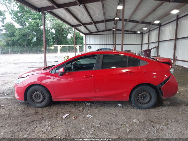 1G1BC5SMXH7256672 Chevrolet Cruze Ls Auto