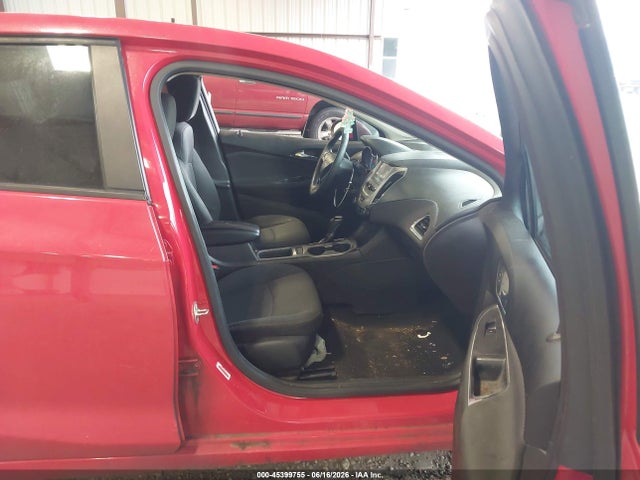 1G1BC5SMXH7256672 Chevrolet Cruze Ls Auto
