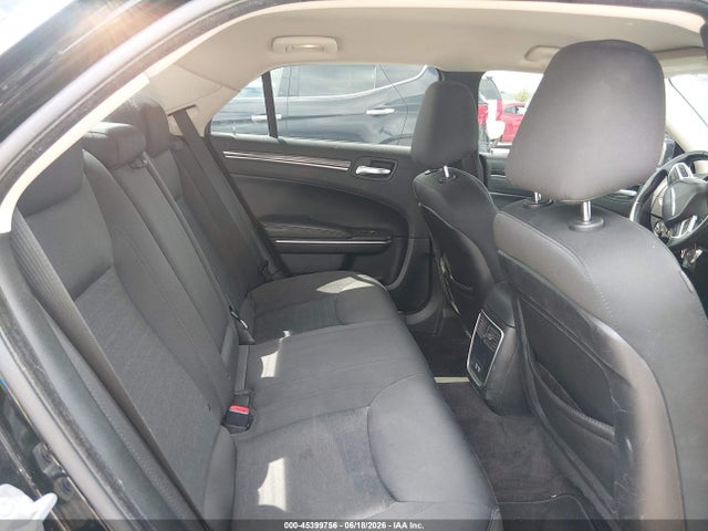 Aukcja sprzedaży 2018 Chrysler 300 Touring, vin: 2C3CCAAG3JH281945, numer aukcji: 45399756