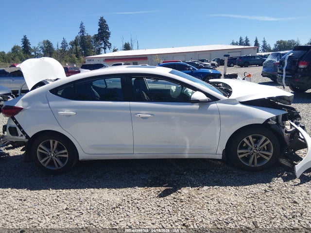 Продаж на аукціоні авто 2018 Hyundai Elantra Value Edition, vin: 5NPD84LF4JH242358, номер лоту: 45399763