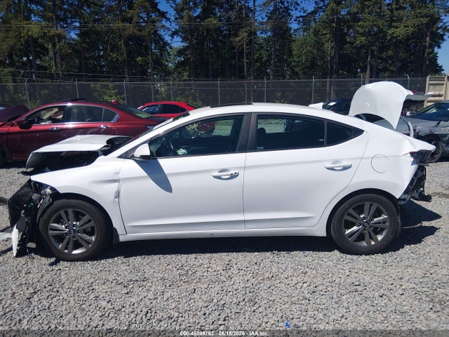 Продаж на аукціоні авто 2018 Hyundai Elantra Value Edition, vin: 5NPD84LF4JH242358, номер лоту: 45399763