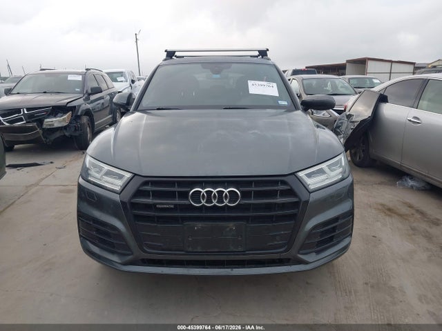 45399764 :رقم المزاد ، WA1ENAFY2L2104342 vin ، 2020 Audi Q5 Titanium Premium Plus 45 Tfsi Quattro S Tronic مزاد بيع
