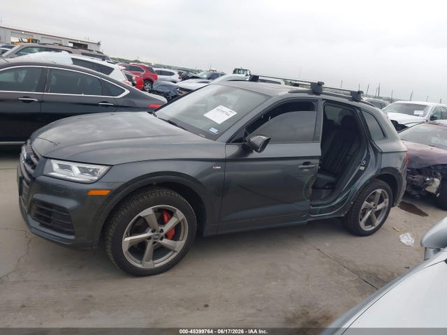 45399764 :رقم المزاد ، WA1ENAFY2L2104342 vin ، 2020 Audi Q5 Titanium Premium Plus 45 Tfsi Quattro S Tronic مزاد بيع