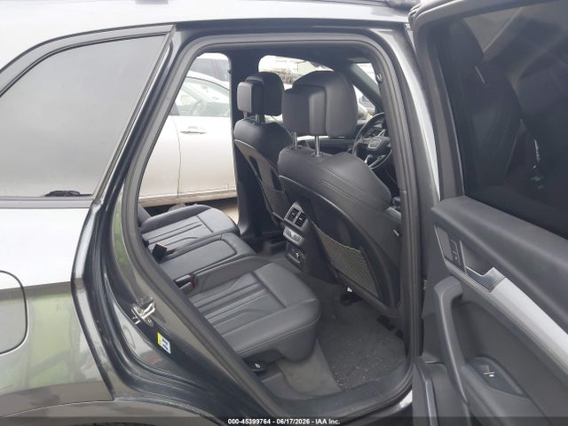 45399764 :رقم المزاد ، WA1ENAFY2L2104342 vin ، 2020 Audi Q5 Titanium Premium Plus 45 Tfsi Quattro S Tronic مزاد بيع