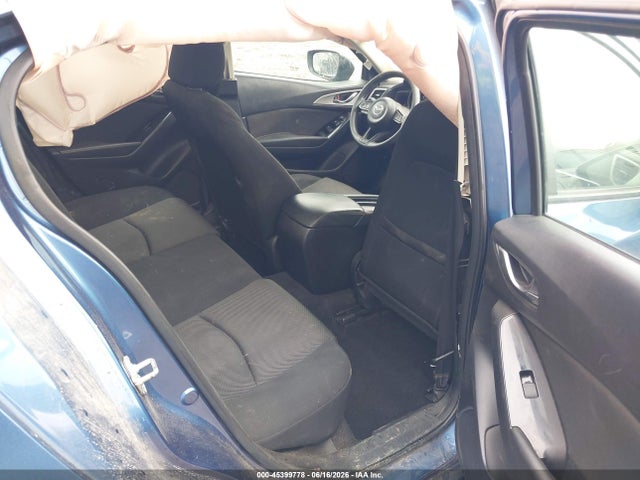 45399778 :رقم المزاد ، 3MZBN1U75HM107798 vin ، 2017 Mazda Mazda3 Sport مزاد بيع