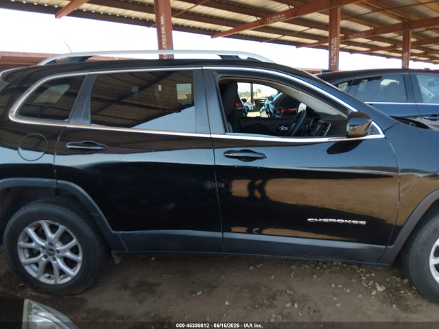 1C4PJLCB4JD536941 Jeep Cherokee Latitude Fwd