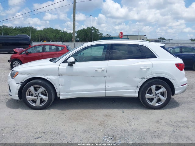 2021 Audi Q3 Premium 40 Tfsi Quattro Tiptronic მანქანა იყიდება აუქციონზე, vin: WA1AUCF30M1089512, აუქციონის ნომერი: 45399819