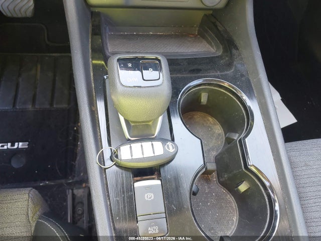 JN8AT3BA3MW000178 Nissan Rogue Sv Fwd