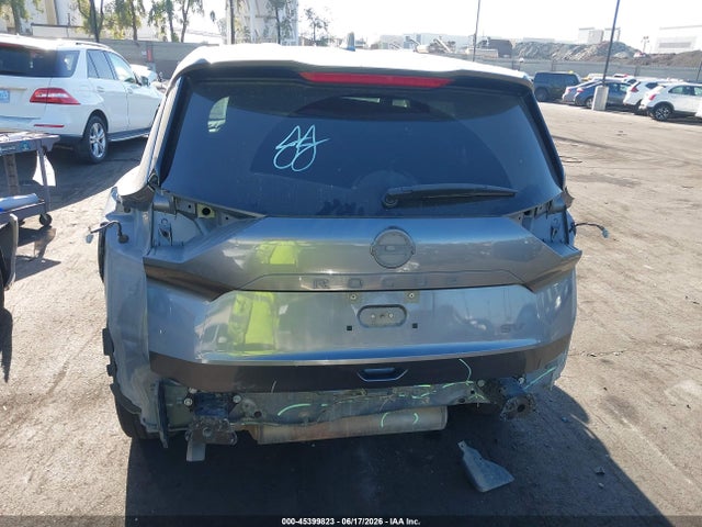 JN8AT3BA3MW000178 Nissan Rogue Sv Fwd