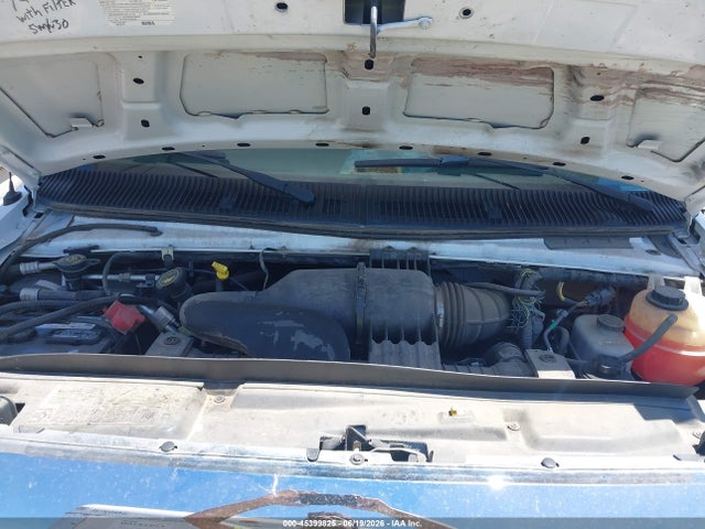 Ford E-450 Cutaway 2017 1FDXE4FS5HDC26938 Image 10