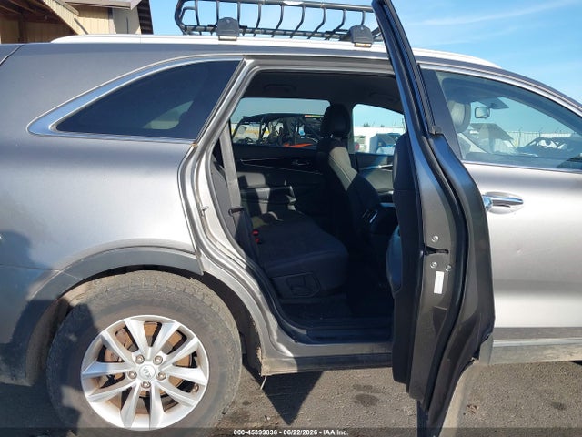 KIA Sorento 3.3l Lx 2017 5XYPGDA53HG217544 Image 8