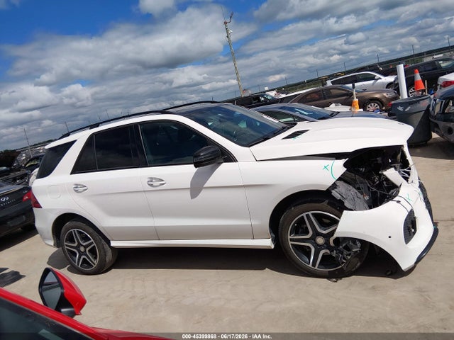 Aukcja sprzedaży 2016 Mercedes-benz Gle 400 4matic, vin: 4JGDA5GB0GA752817, numer aukcji: 45399868