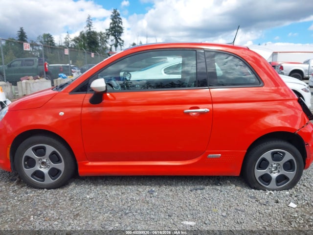 Fiat 500E BATTERY ELECTRIC 2016 3C3CFFGE9GT133633 Image 15