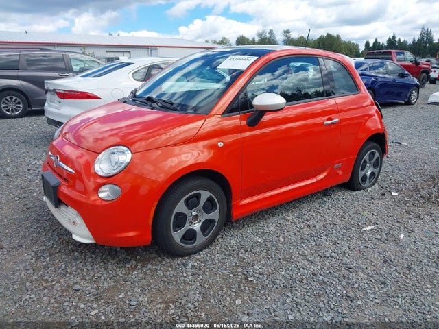 Fiat 500E BATTERY ELECTRIC 2016 3C3CFFGE9GT133633 Image 2