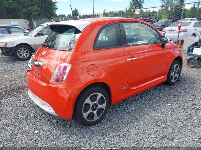 Fiat 500E BATTERY ELECTRIC 2016 3C3CFFGE9GT133633 Image 4