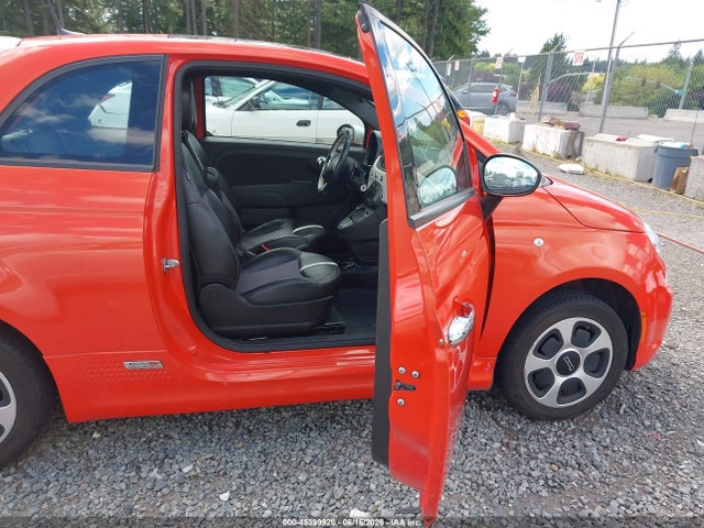 Fiat 500E BATTERY ELECTRIC 2016 3C3CFFGE9GT133633 Image 5
