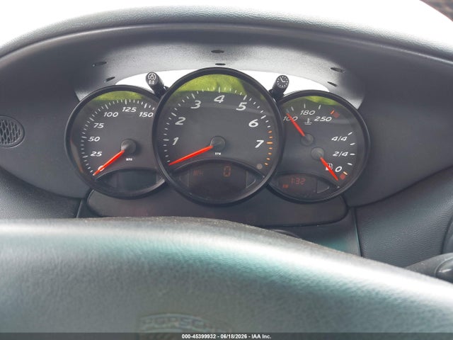 1998 Porsche Boxster მანქანა იყიდება აუქციონზე, vin: WP0CA2981WU623689, აუქციონის ნომერი: 45399932