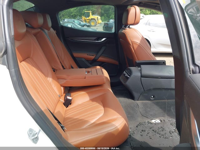 2018 Maserati Ghibli S Q4 მანქანა იყიდება აუქციონზე, vin: ZAM57YTA4J1273647, აუქციონის ნომერი: 45399998