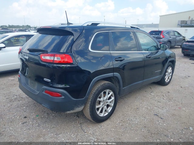 1C4PJLCB4JD566280 Jeep Cherokee Latitude Fwd
