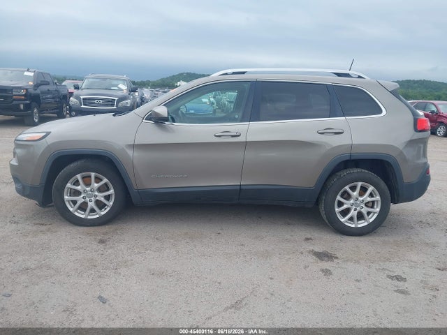 Продаж на аукціоні авто 2016 Jeep Cherokee Latitude, vin: 1C4PJLCB9GW288408, номер лоту: 45400116