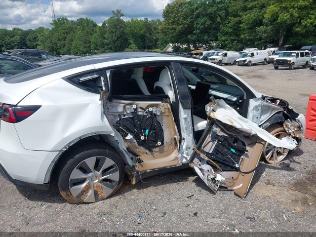 Продаж на аукціоні авто 2023 Tesla Model Y Awd/long Range Dual Motor All-wheel Drive, vin: 7SAYGDEE8PF611516, номер лоту: 45400121