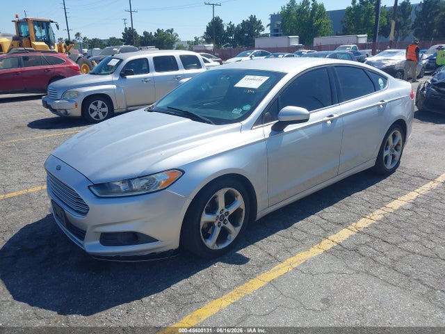 Ford FUSION S 2016 3FA6P0G72GR157327 Image 2