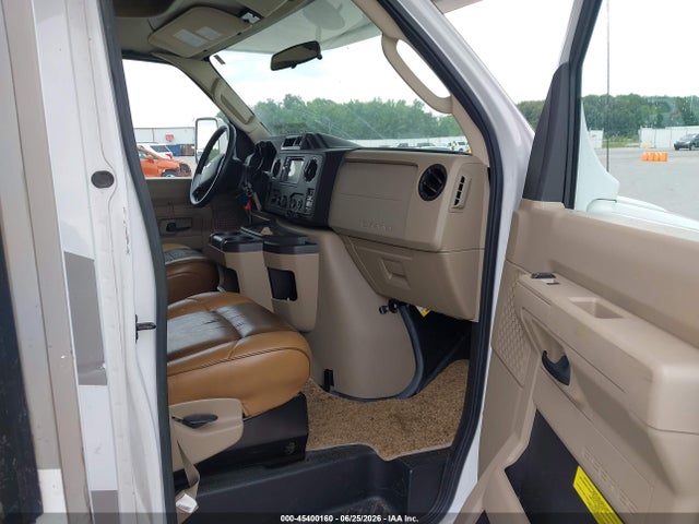 Ford E-450 Four Winds 2016 1FDXE4FS6FDA34067 Image 5