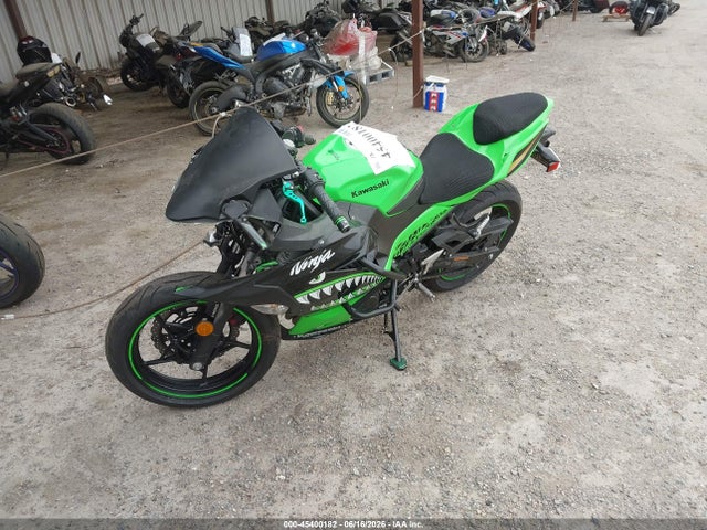 Kawasaki EX400 2020 JKAEXKG12LDA67432 Image 2