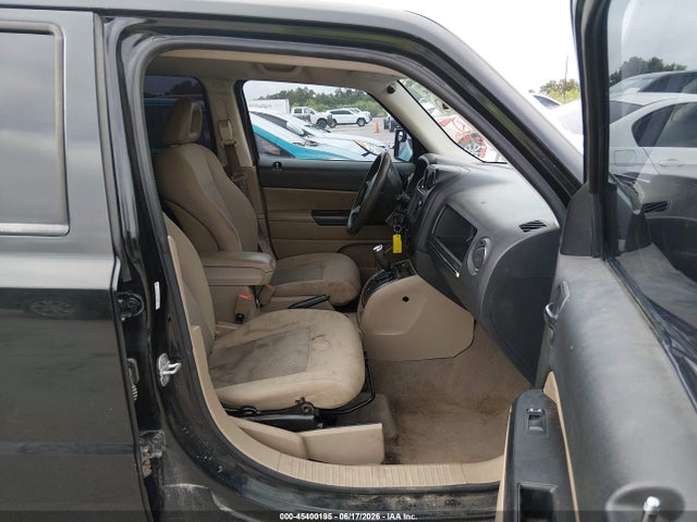 2009 Jeep Patriot Sport მანქანა იყიდება აუქციონზე, vin: 1J4FT28A49D130289, აუქციონის ნომერი: 45400195