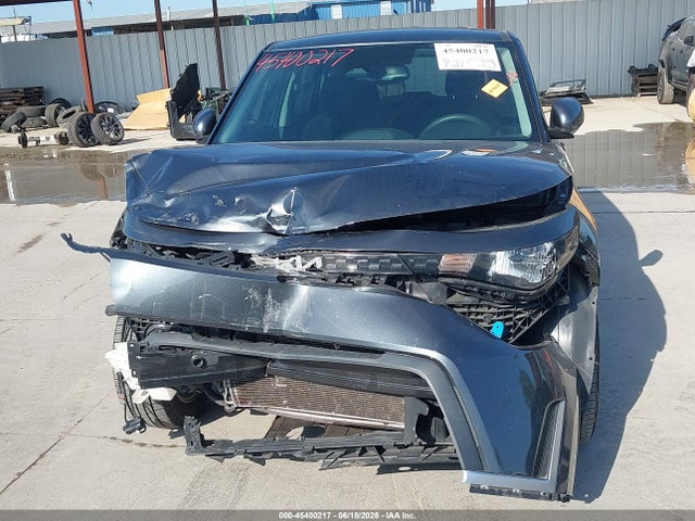 45400217 :رقم المزاد ، KNDJ23AU2P7190614 vin ، 2023 Kia Soul S مزاد بيع