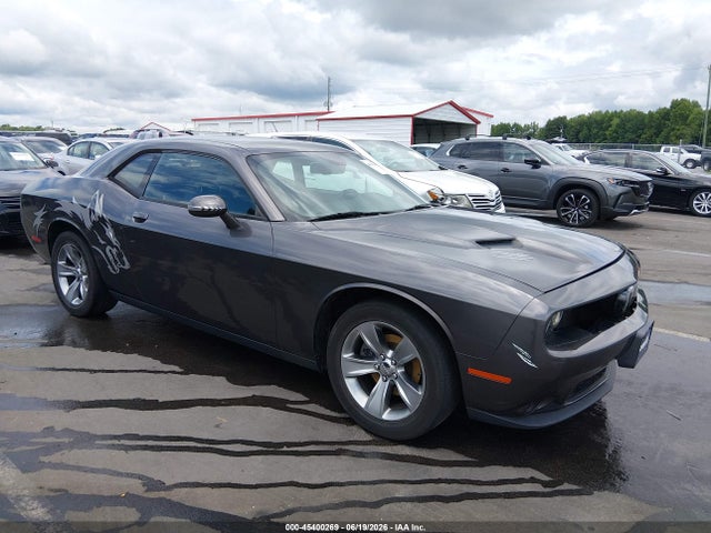 2016 Dodge Challenger Sxt მანქანა იყიდება აუქციონზე, vin: 2C3CDZAG9GH137577, აუქციონის ნომერი: 45400269