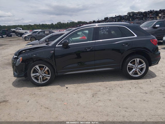 2020 Audi Q3 Premium 45 Tfsi S Line Quattro Tiptronic მანქანა იყიდება აუქციონზე, vin: WA1DECF32L1017008, აუქციონის ნომერი: 45400272