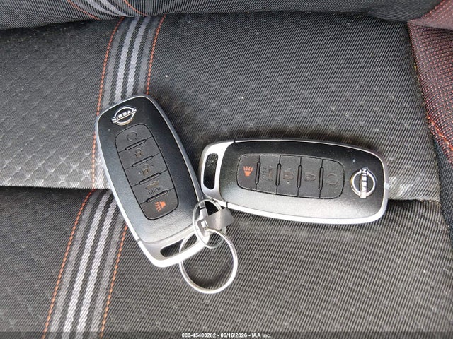 2025 Nissan Versa 1.6 Sr მანქანა იყიდება აუქციონზე, vin: 3N1CN8FV1SL904920, აუქციონის ნომერი: 45400282