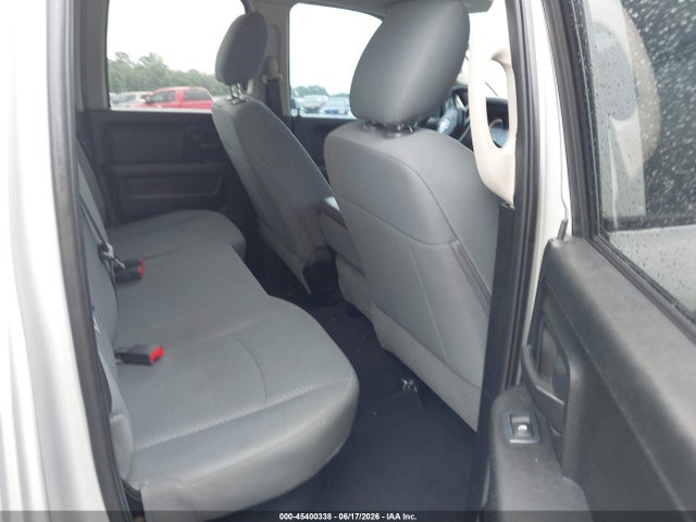 Продажа на аукционе авто 2017 Ram 1500 Express  4x4 6'4 Box, vin: 1C6RR7FTXHS711722, номер лота: 45400338