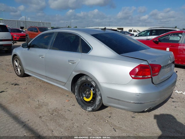 Aukcja sprzedaży 2012 Volkswagen Passat 2.0l Tdi Sel Premium, vin: 1VWCN7A37CC082955, numer aukcji: 45400352