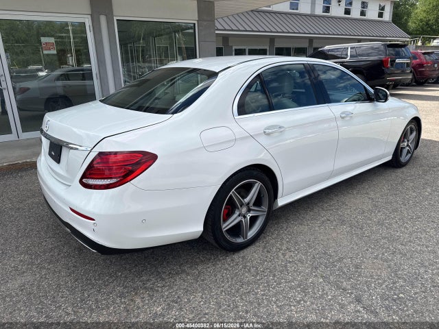 2017 Mercedes-benz E 300 მანქანა იყიდება აუქციონზე, vin: WDDZF4JB5HA048053, აუქციონის ნომერი: 45400382