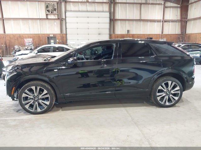 3GYK3DMR2SS255125 Cadillac Optiq Luxury 2 Awd