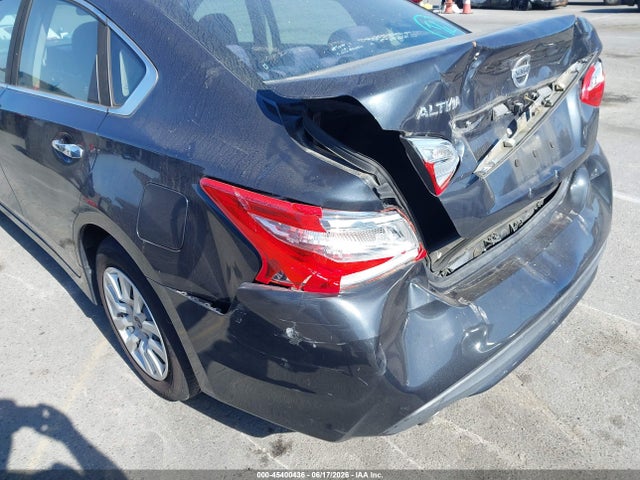 Nissan Altima 2.5 S 2017 1N4AL3AP4HC473005 Image 18