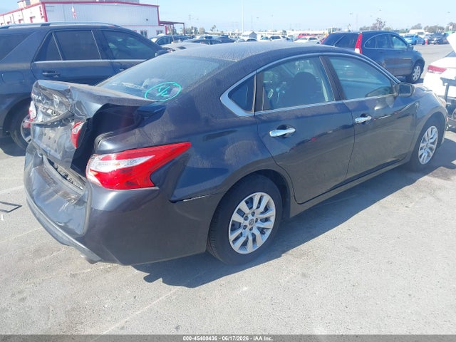 Nissan Altima 2.5 S 2017 1N4AL3AP4HC473005 Image 4