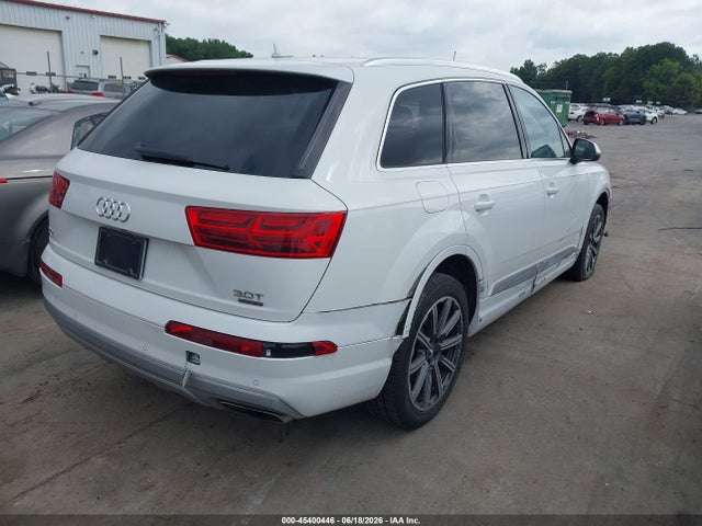 Продажа на аукционе авто 2017 Audi Q7 3.0t Premium, vin: WA1LAAF71HD016260, номер лота: 45400446