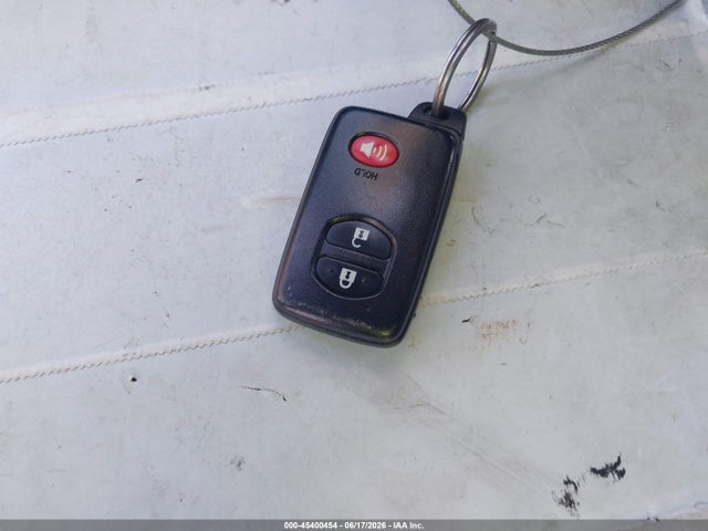 45400454 :رقم المزاد ، JTDKN3DU4D1639670 vin ، 2013 Toyota Prius Two مزاد بيع