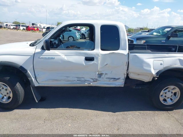 45400570 :رقم المزاد ، 4TASN92N0YZ644785 vin ، 2000 Toyota Tacoma Prerunner V6 مزاد بيع