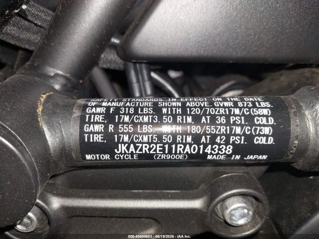 Kawasaki ZR900 2024 JKAZR2E11RA014338 Image 10