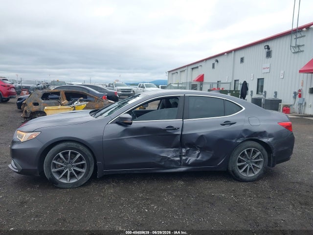 19UUB1F38JA011117 Acura TLX
